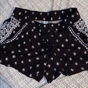 Black and white silky shorts with a bow tie